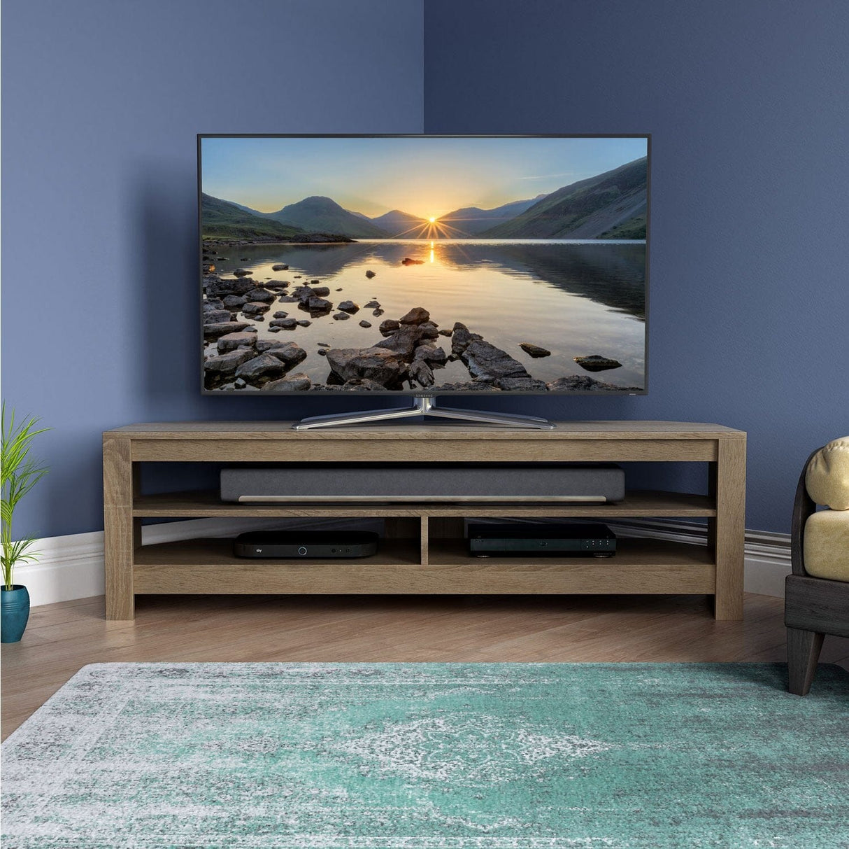 Techlink CA140GO Calibre Flat TV Stand in Rustic Sawn Oak suits Up To 65" TVs